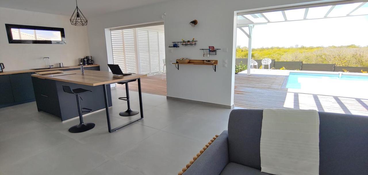 Villa Fleur De Goyave - Tres Bien Ventilee - Vue Degagee Saint-Francois  Buitenkant foto