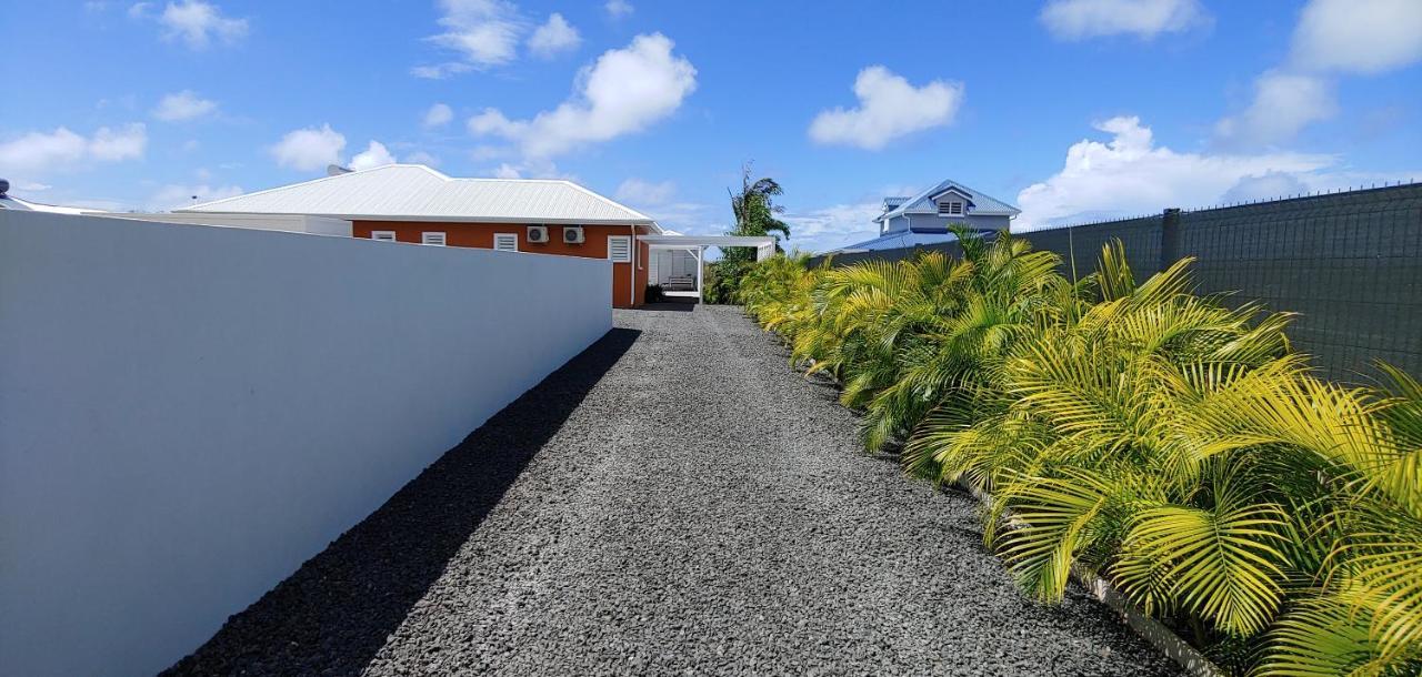 Villa Fleur De Goyave - Tres Bien Ventilee - Vue Degagee Saint-Francois  Buitenkant foto